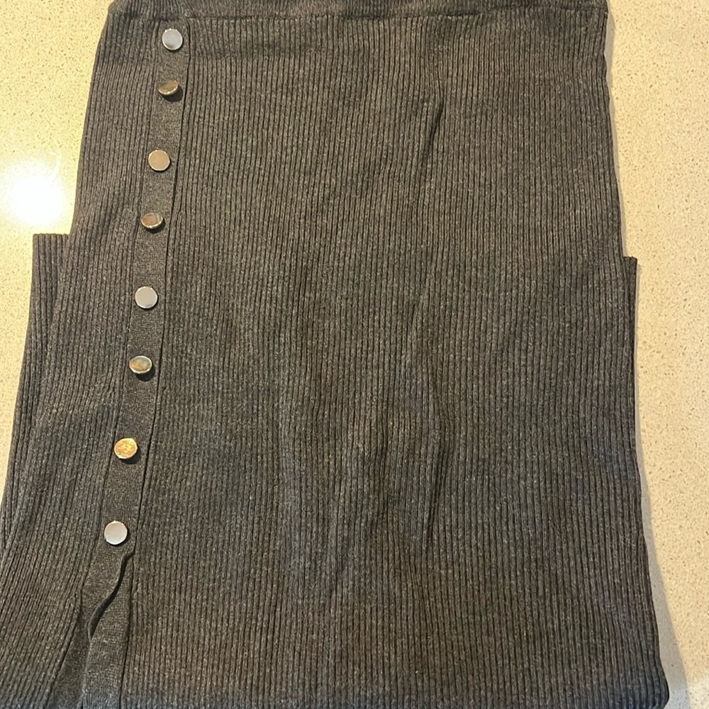 Zara Grey Button Skirt